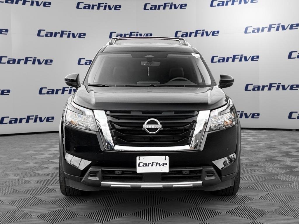 Used 2025 Nissan Pathfinder SL AWD/4WD image 9