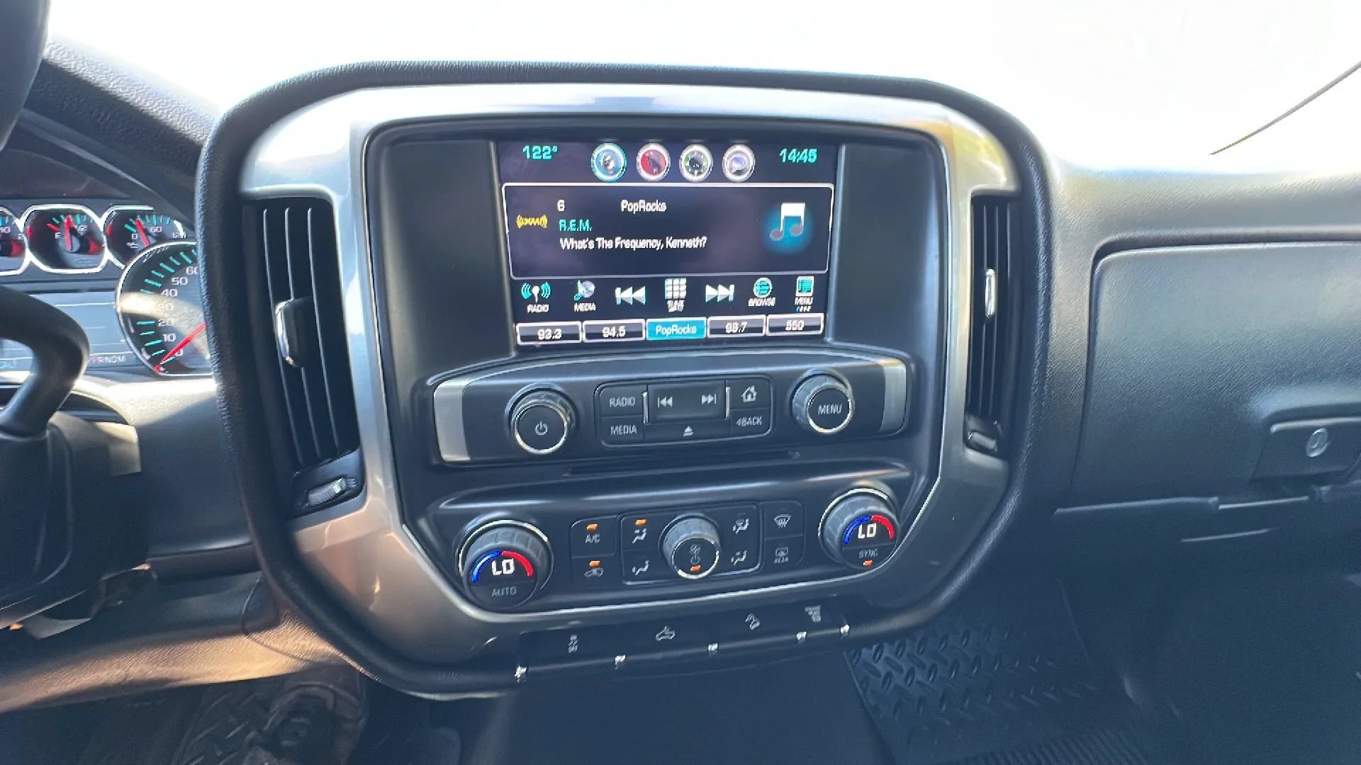 Used 2016 Chevrolet Silverado 3500 LT w/ LT Convenience Package AWD/4WD image 15