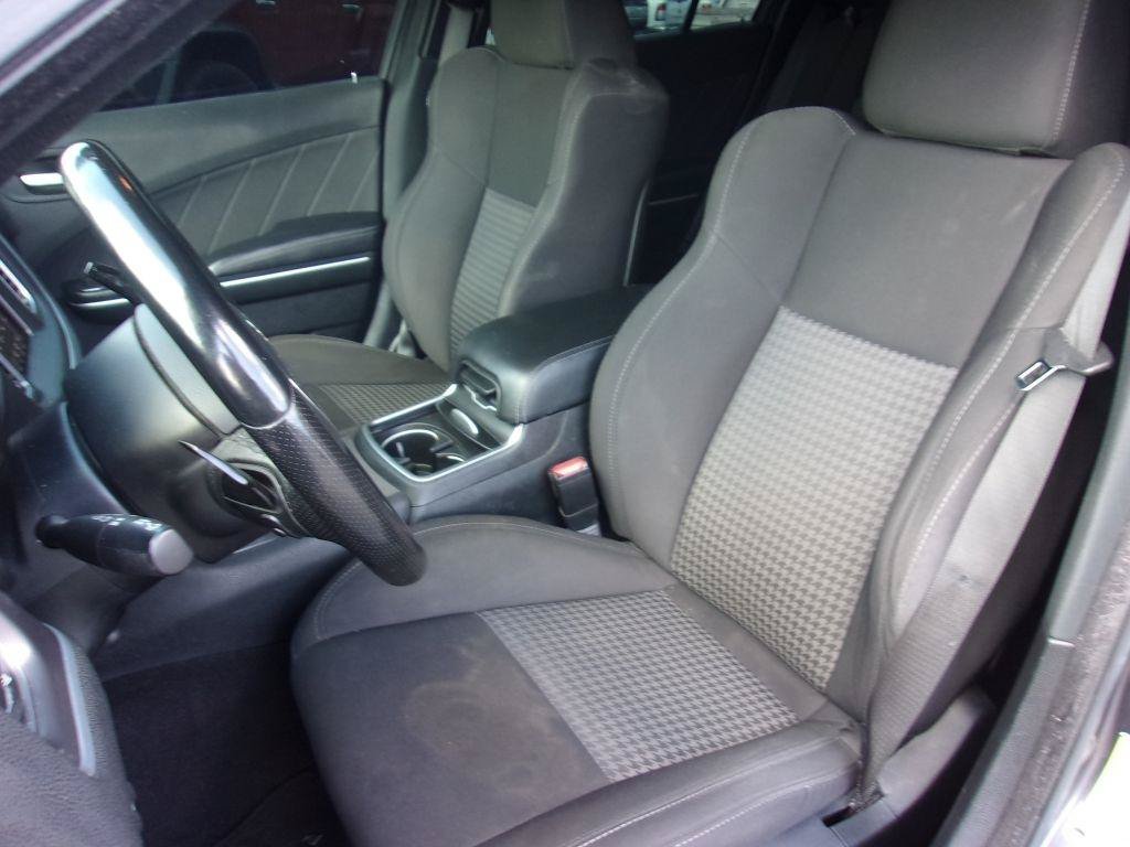 Used 2020 Dodge Charger R/T RWD image 9