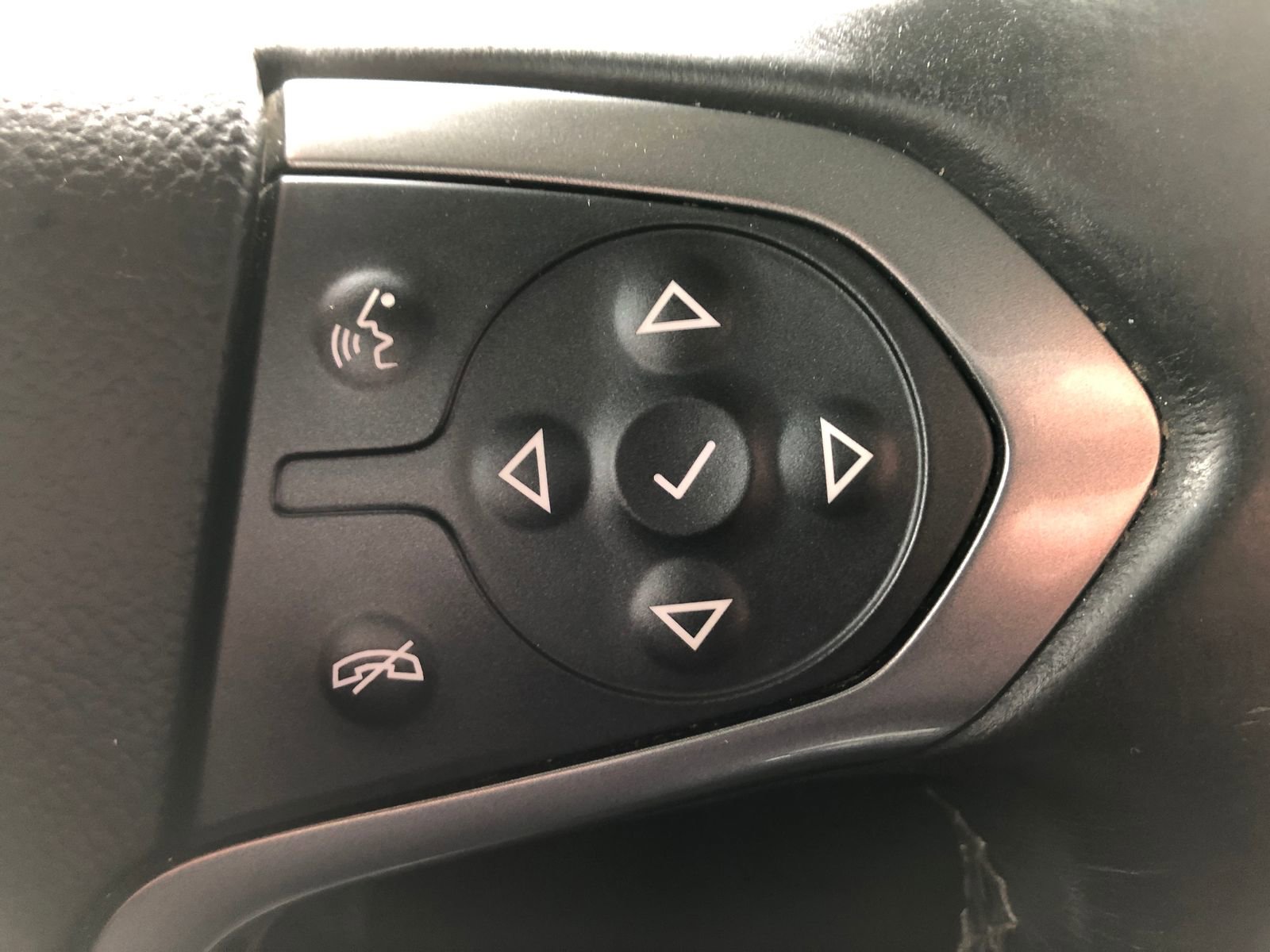 Used 2017 Chevrolet Silverado 1500 LT w/ All Star Edition AWD/4WD image 32