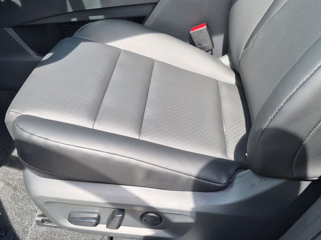 New 2027 Nissan Rogue SV FWD image 4