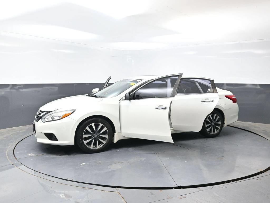 Used 2016 Nissan Altima 2.5 SL w/ 2.5 Technology Package FWD image 57
