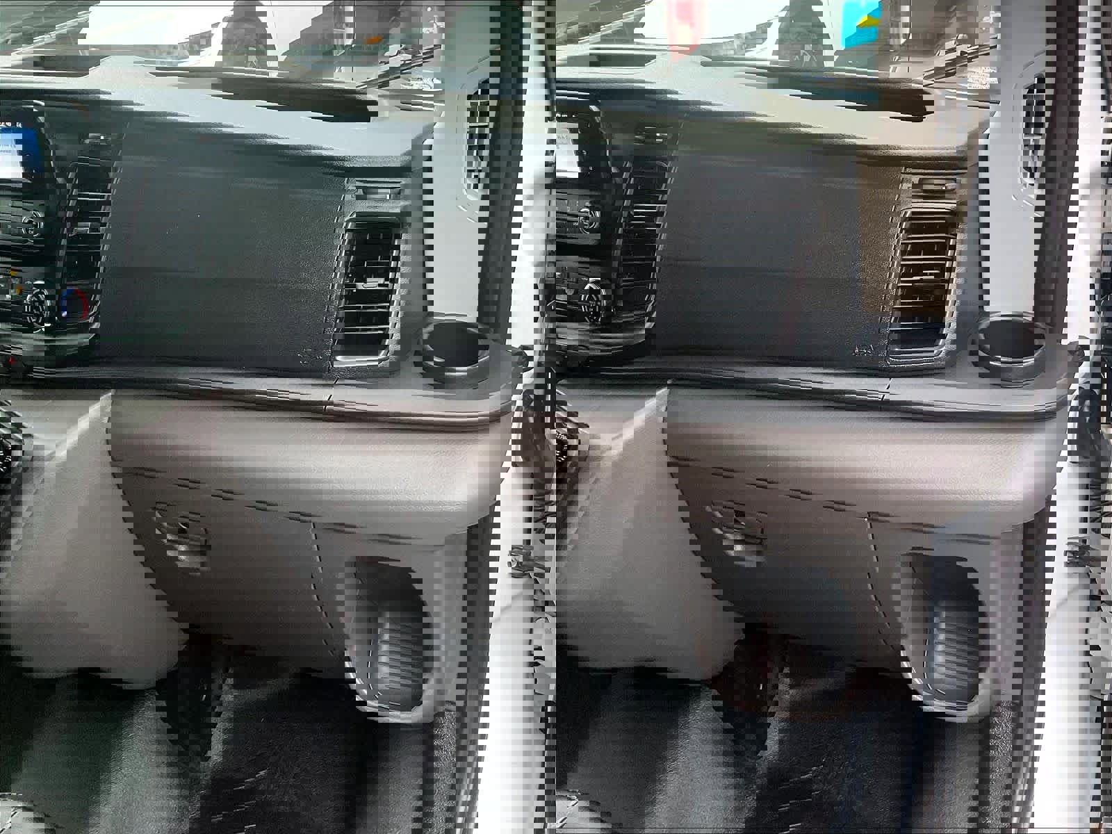 Used 2022 Ford Transit 350 DRW image 13