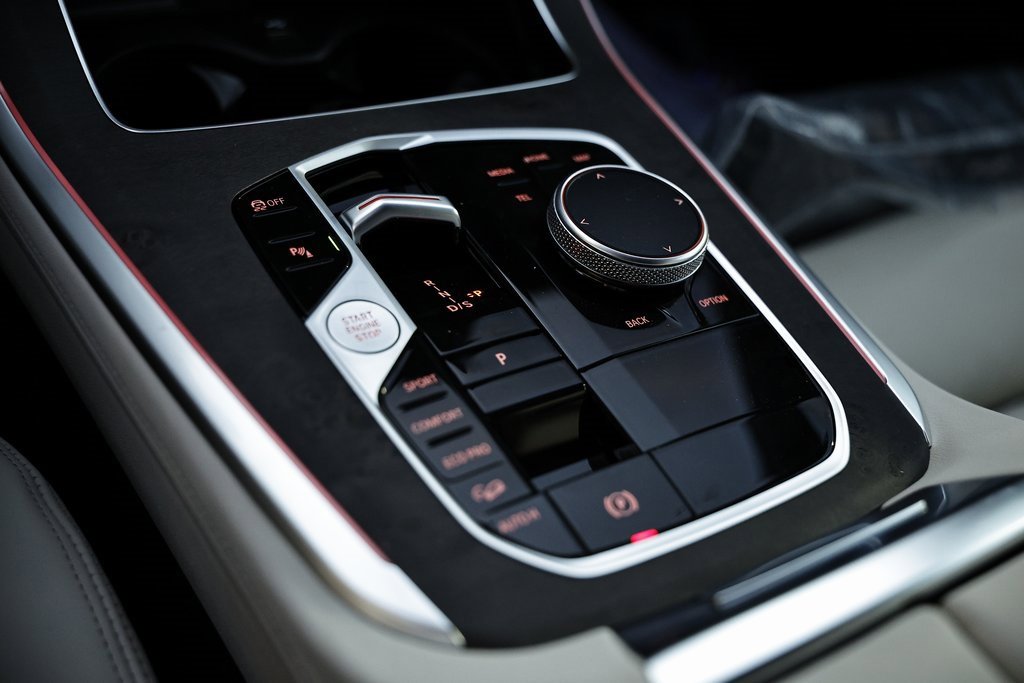 New 2026 BMW X5 xDrive40i w/ M Sport Package image 39