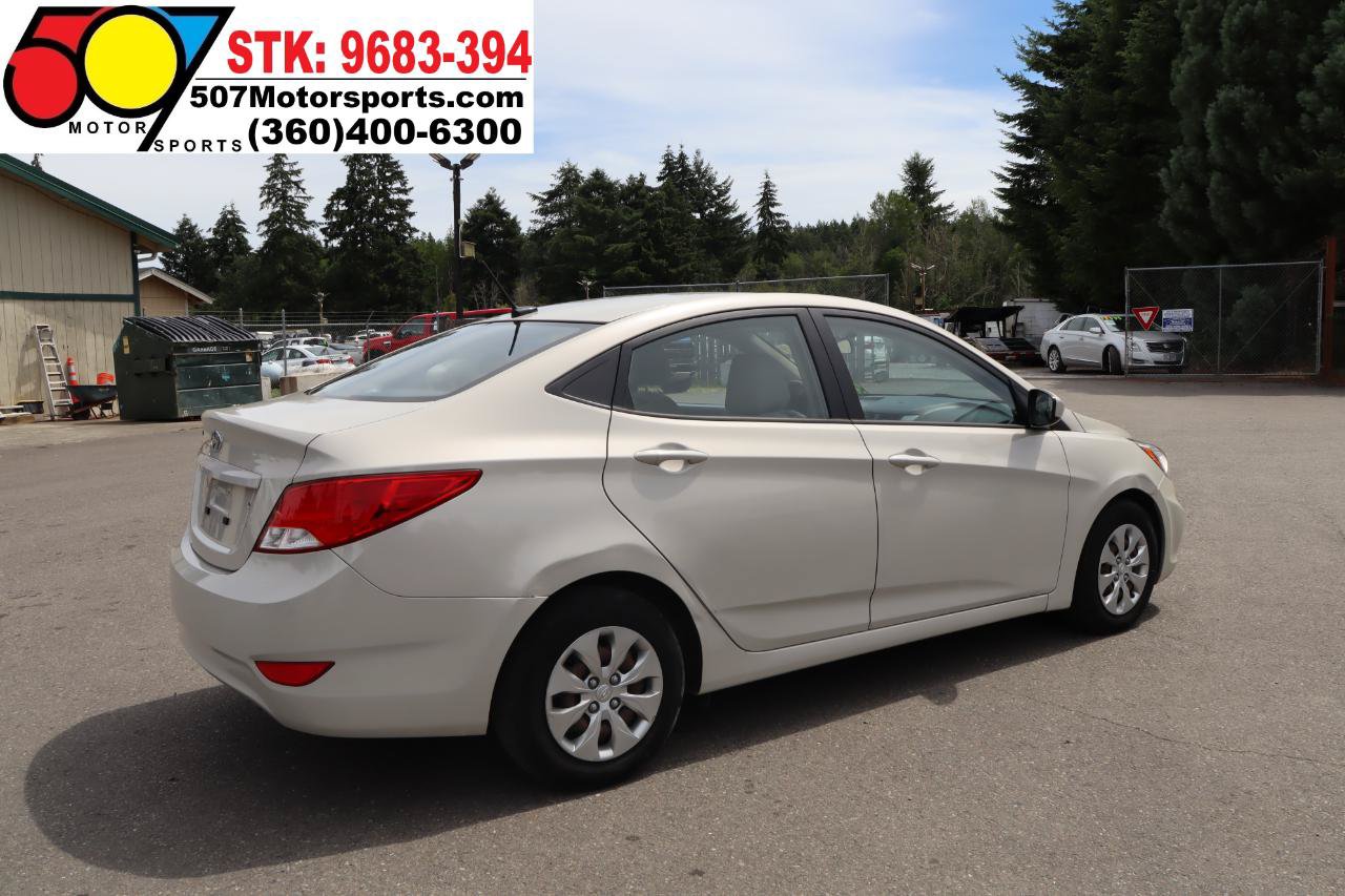 Used 2016 Hyundai Accent SE FWD image 5