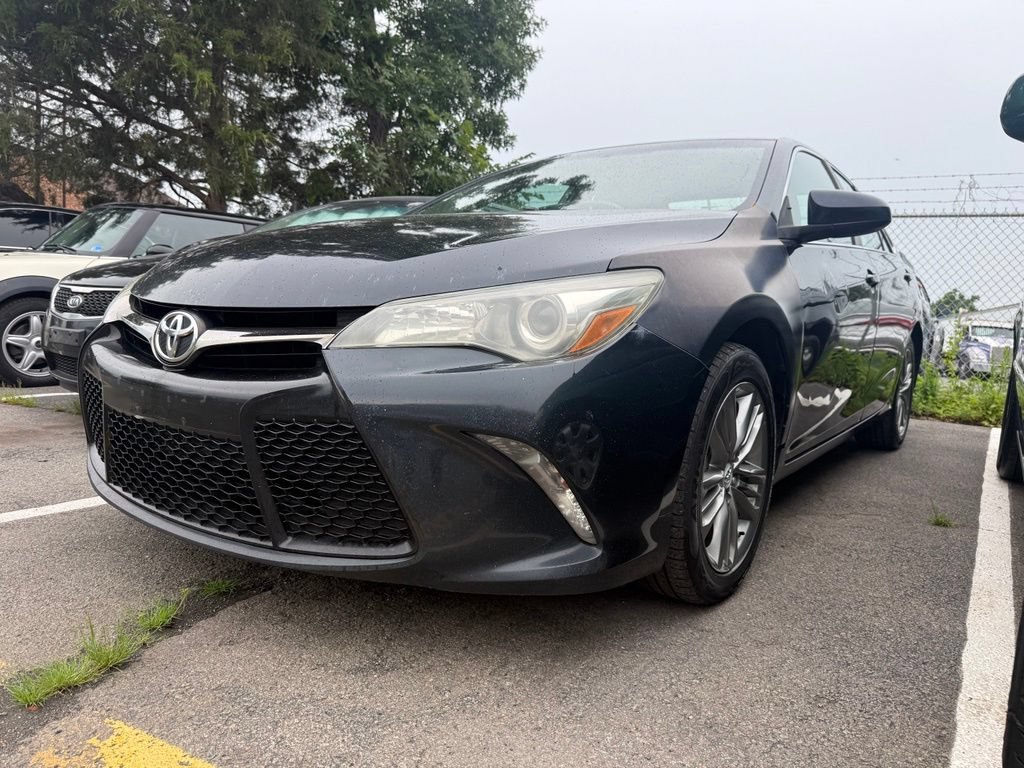 Used 2016 Toyota Camry SE