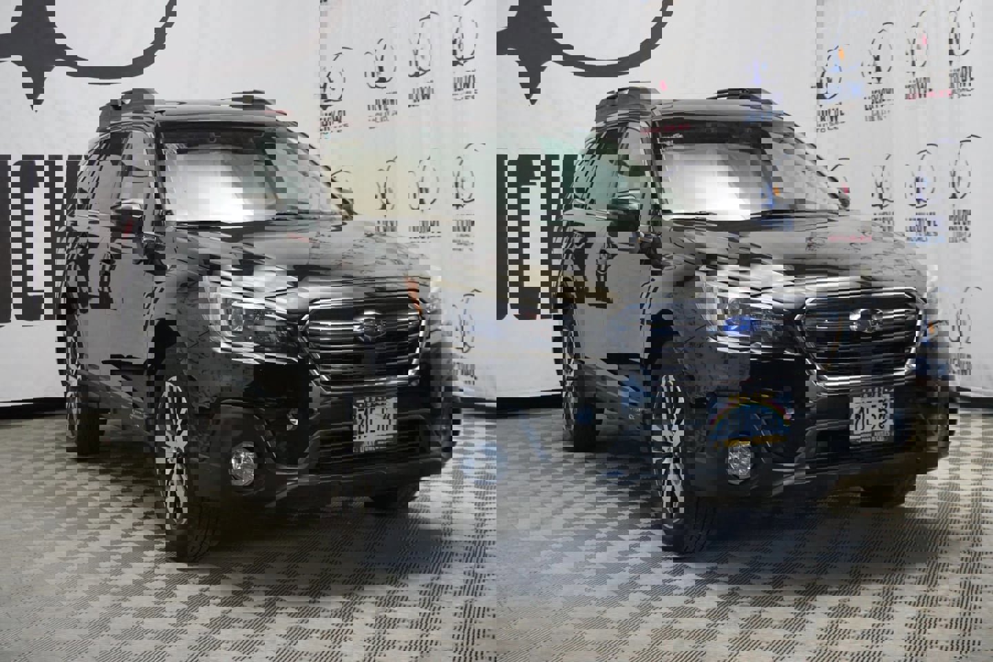 Used 2019 Subaru Outback 3.6R Limited w/ Popular Package #2 image 3