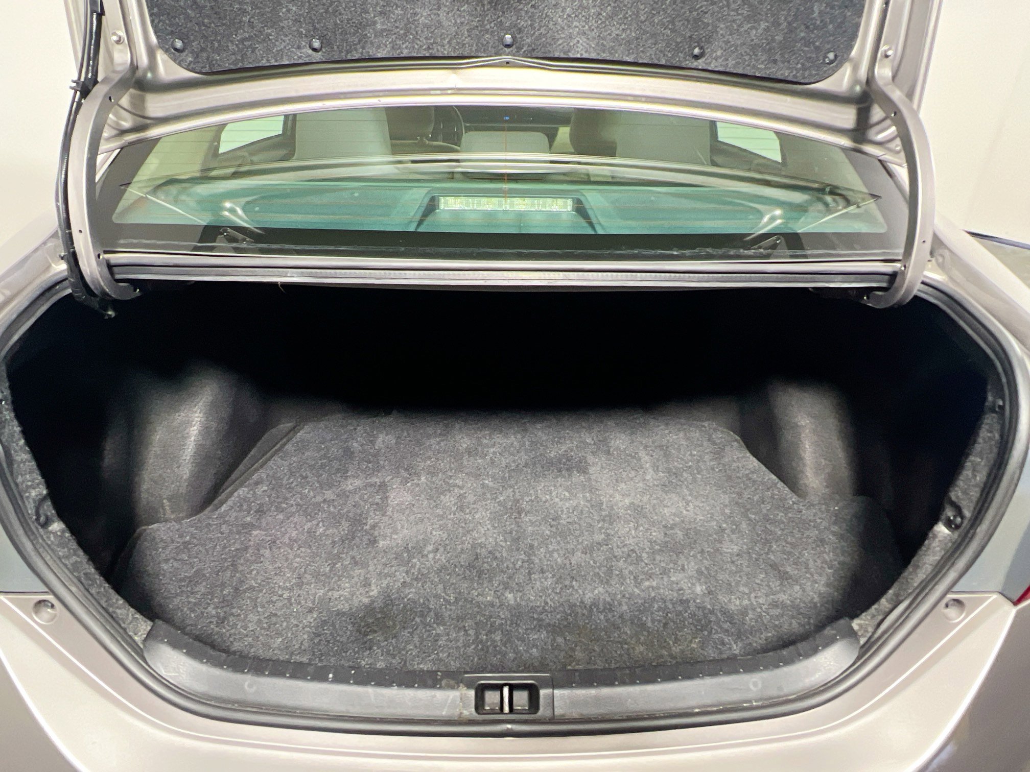 Used 2016 Toyota Corolla LE image 31