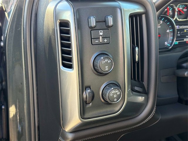 Used 2019 Chevrolet Silverado 3500 LTZ w/ Duramax Plus Package image 27