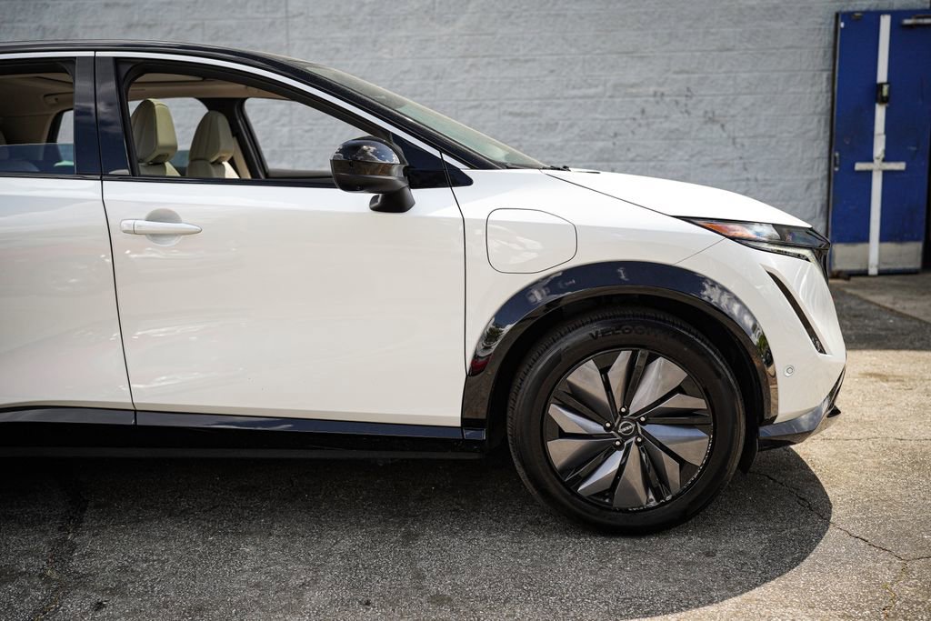 Used 2023 Nissan Ariya FWD image 16