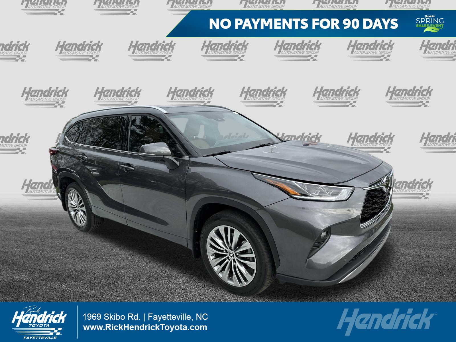 Used 2024 Toyota Highlander Platinum image 1