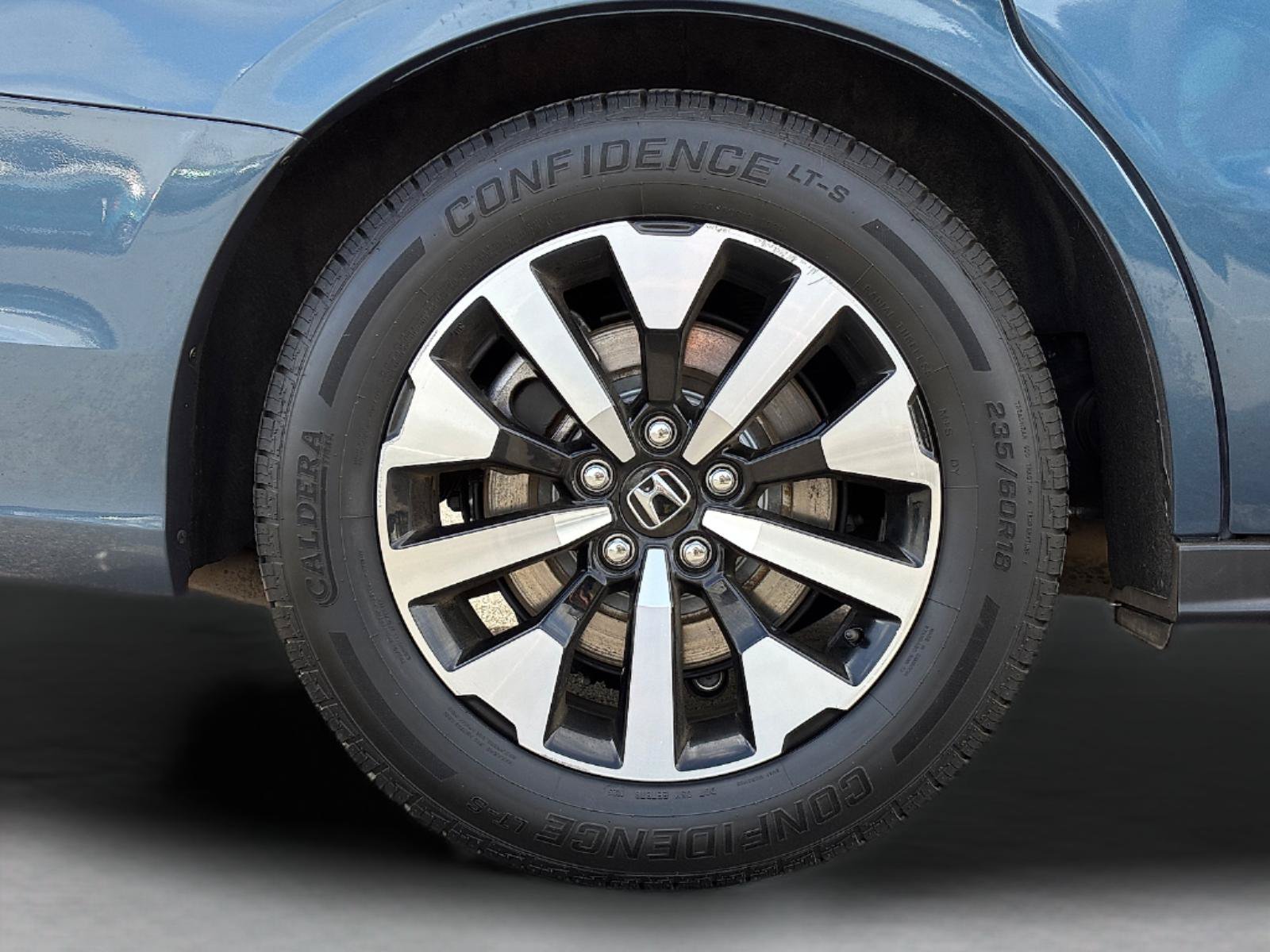 Certified 2025 Honda Odyssey EX-L image 13