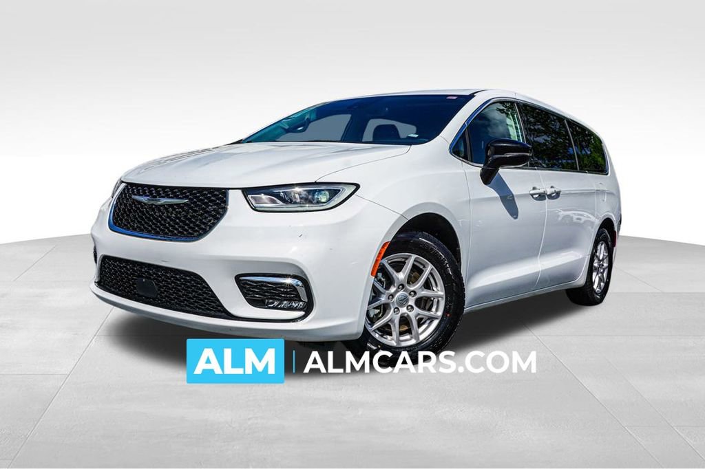 Used 2024 Chrysler Pacifica Touring-L