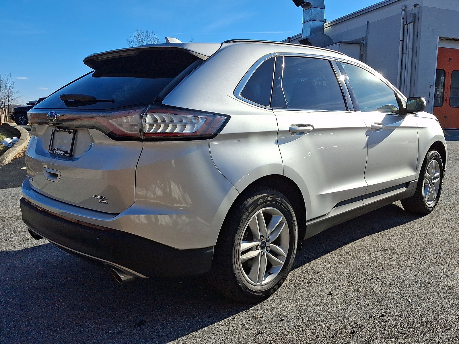 Used 2018 Ford Edge SEL w/ Equipment Group 201A image 6