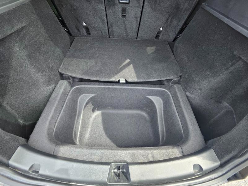Used 2024 Tesla Model Y Long Range AWD/4WD image 71
