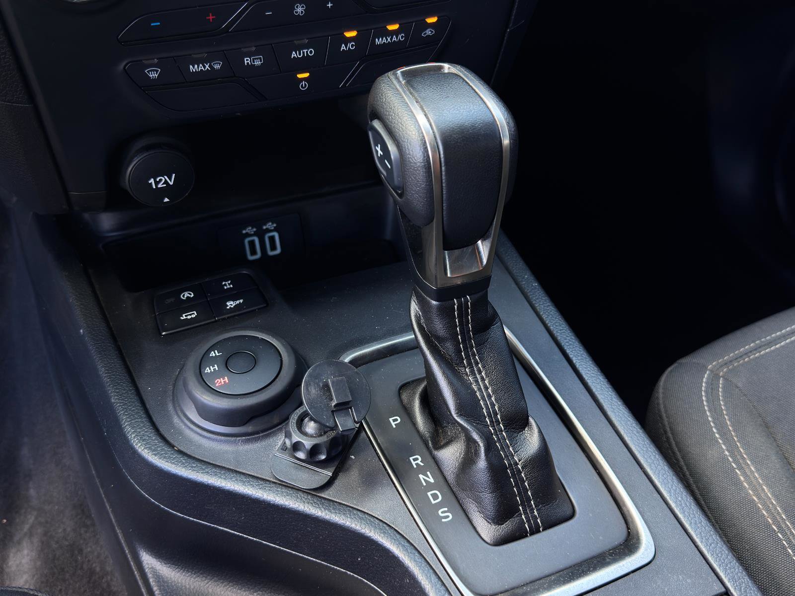 Used 2022 Ford Ranger XLT w/ Equipment Group 301A Mid image 20