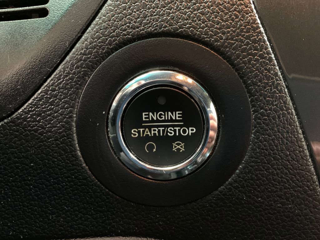 Used 2017 Ford Explorer XLT image 26