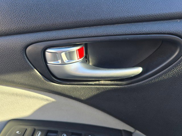 Used 2015 Dodge Dart SXT image 25