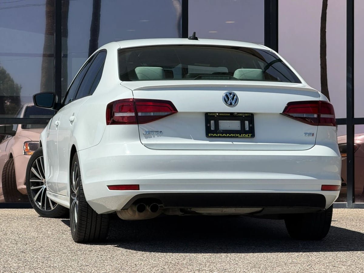 Used 2016 Volkswagen Jetta Sport FWD image 8
