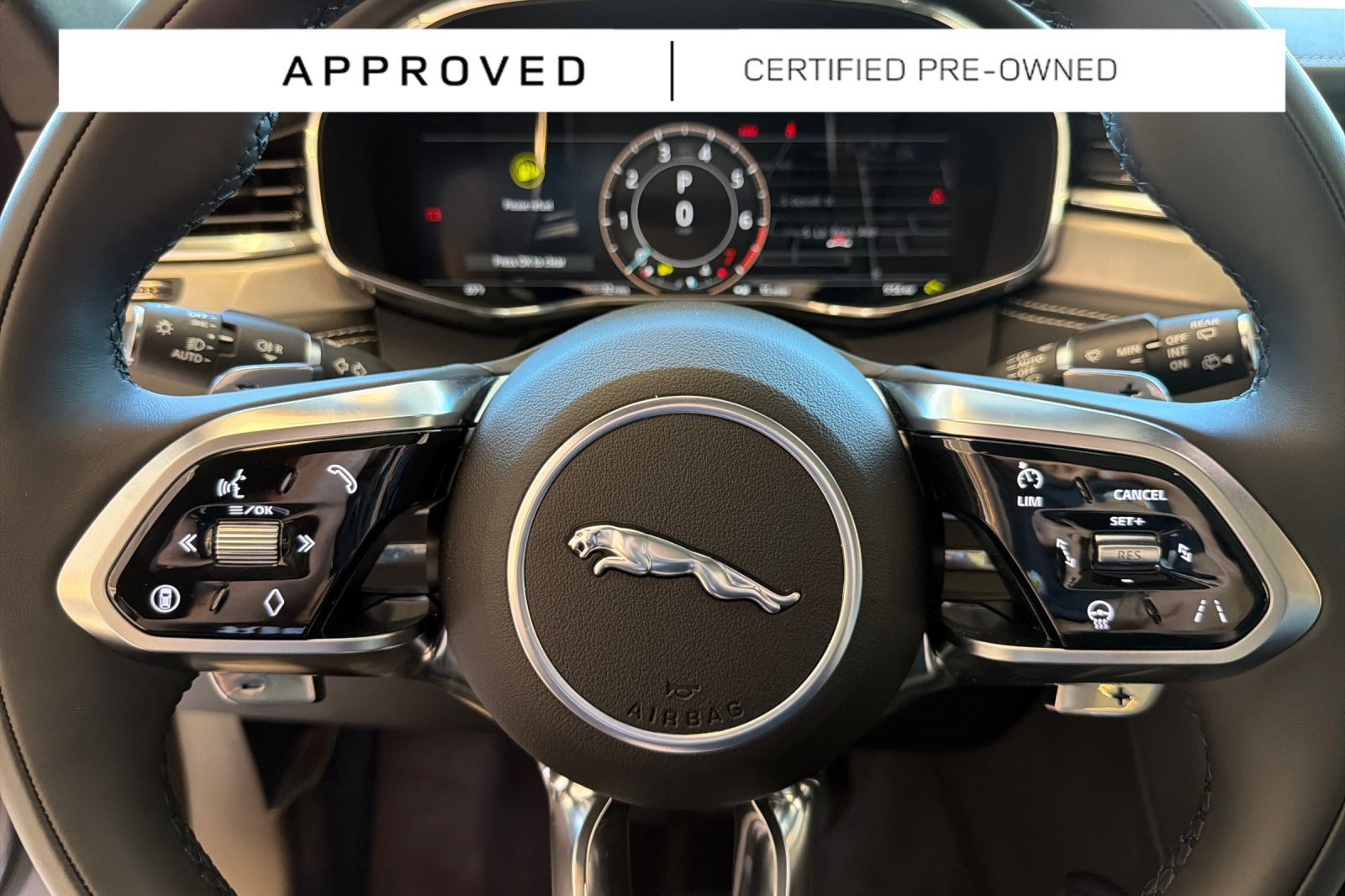 Used 2025 Jaguar F-PACE R-Dynamic S AWD/4WD image 11