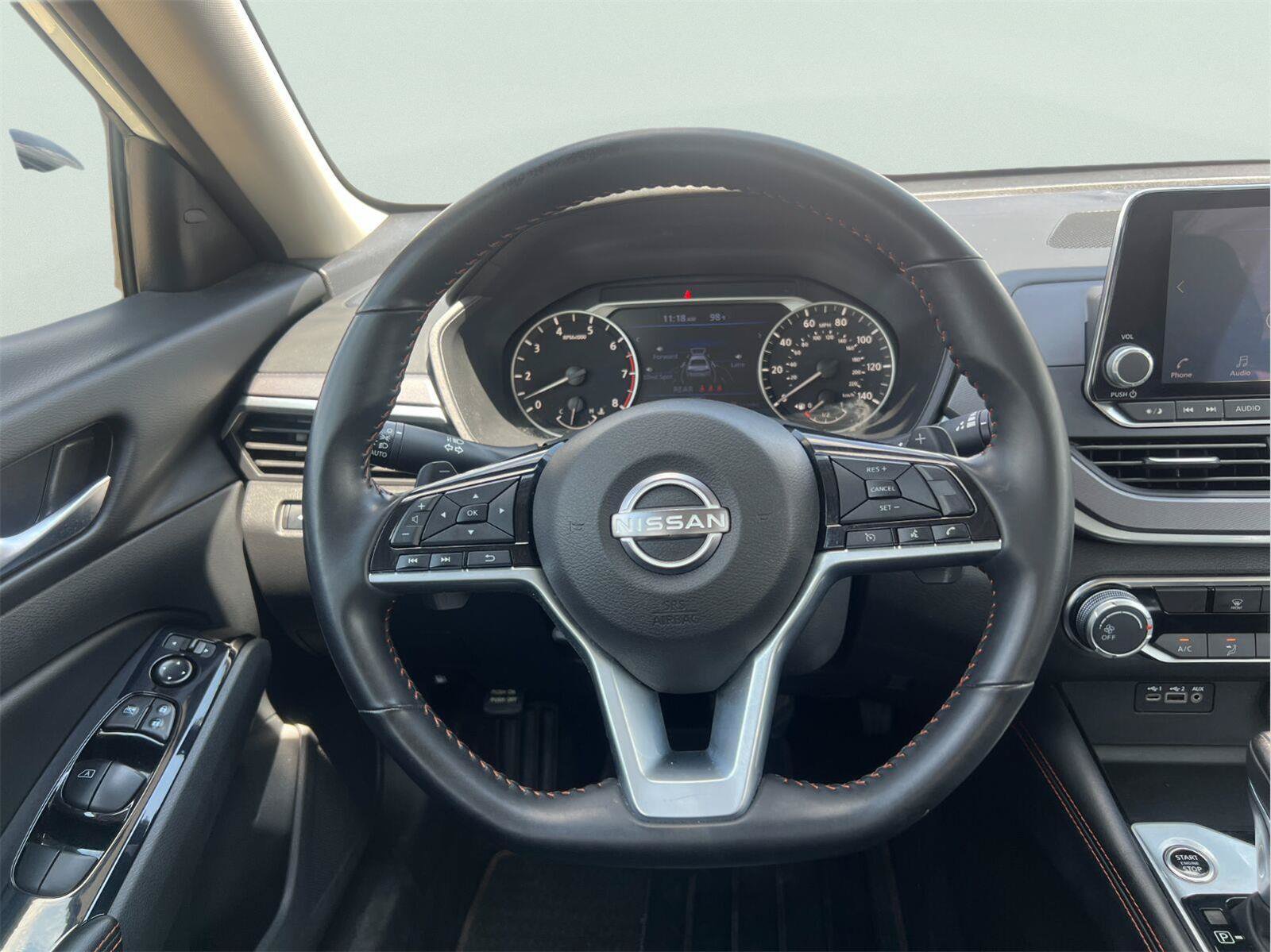 Used 2025 Nissan Altima 2.5 SR FWD image 28