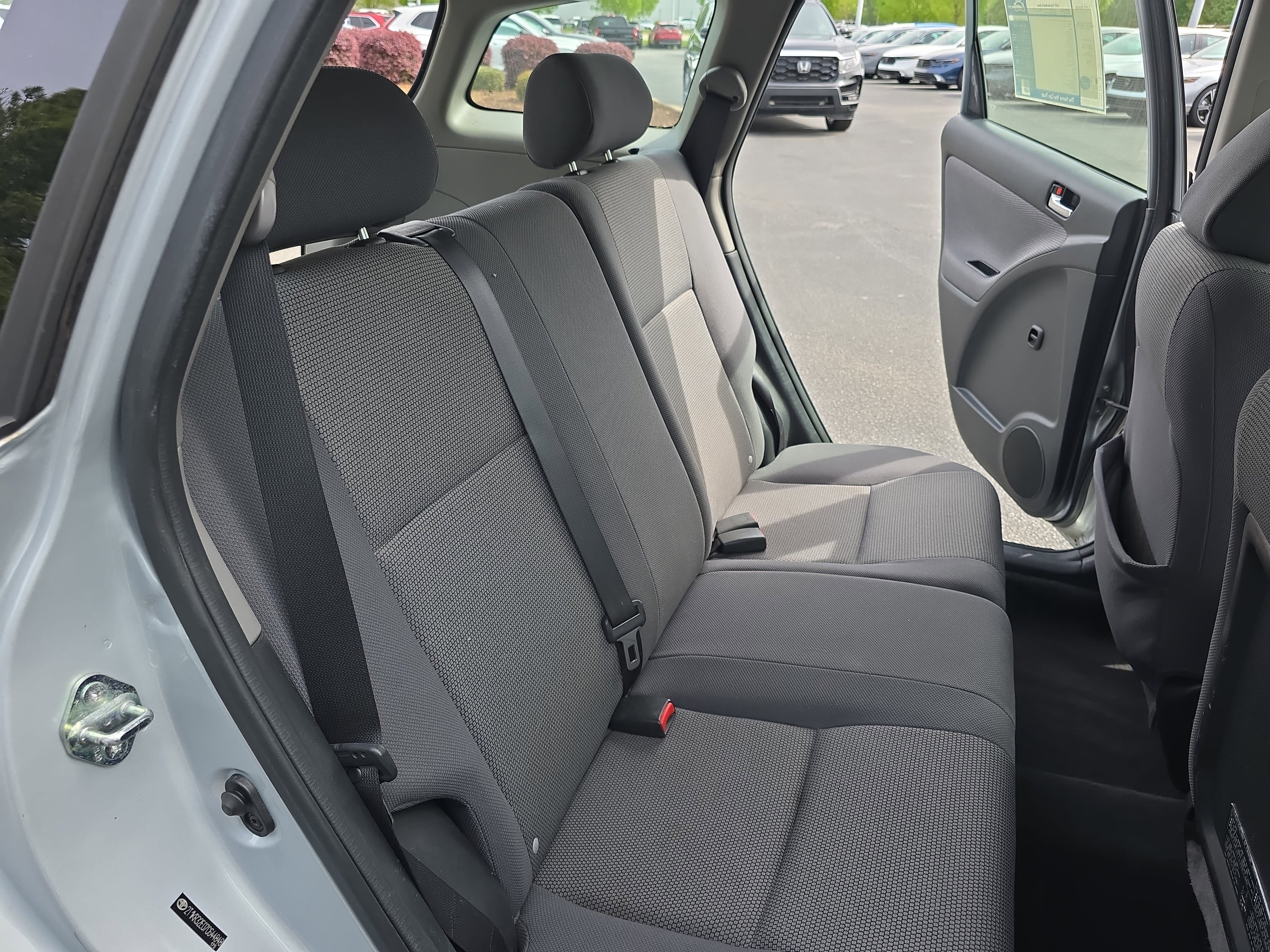 Used 2007 Toyota Matrix image 12