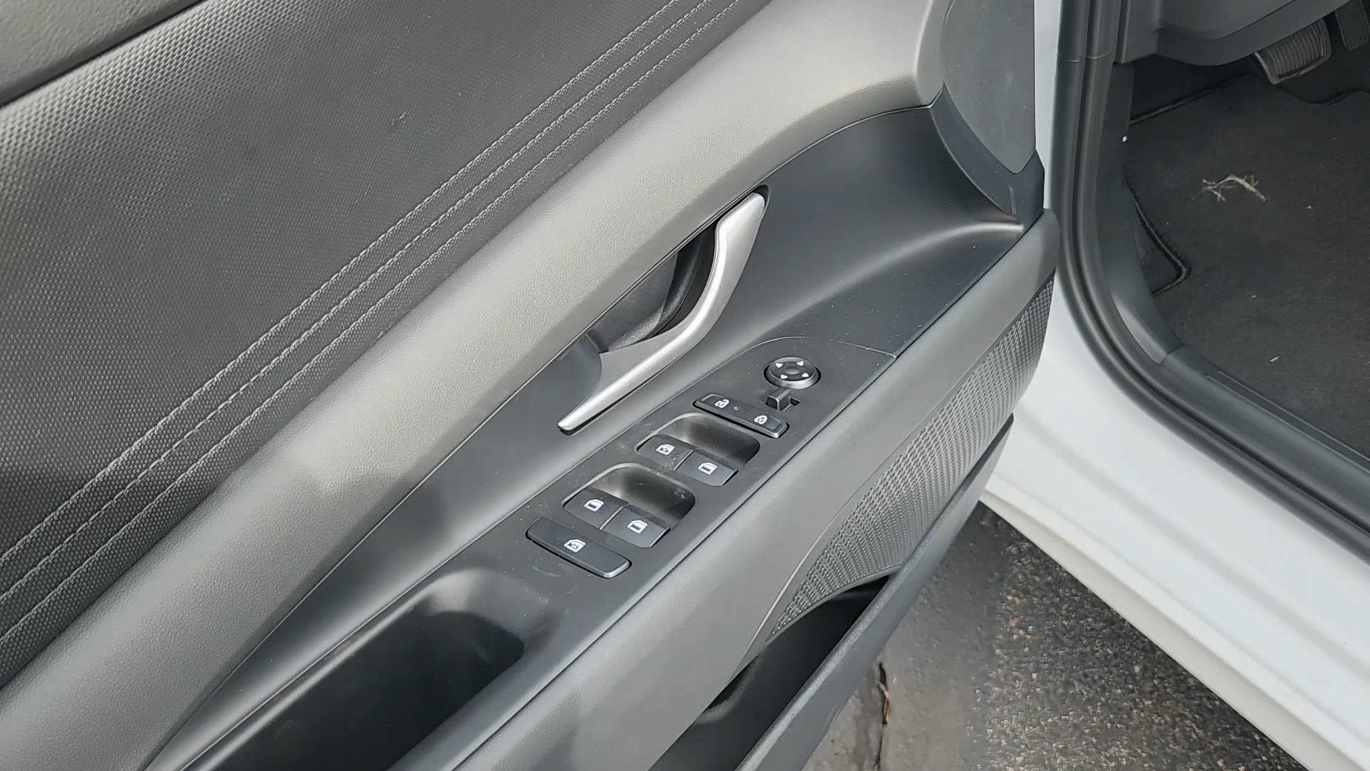 New 2026 Hyundai Elantra Blue image 7