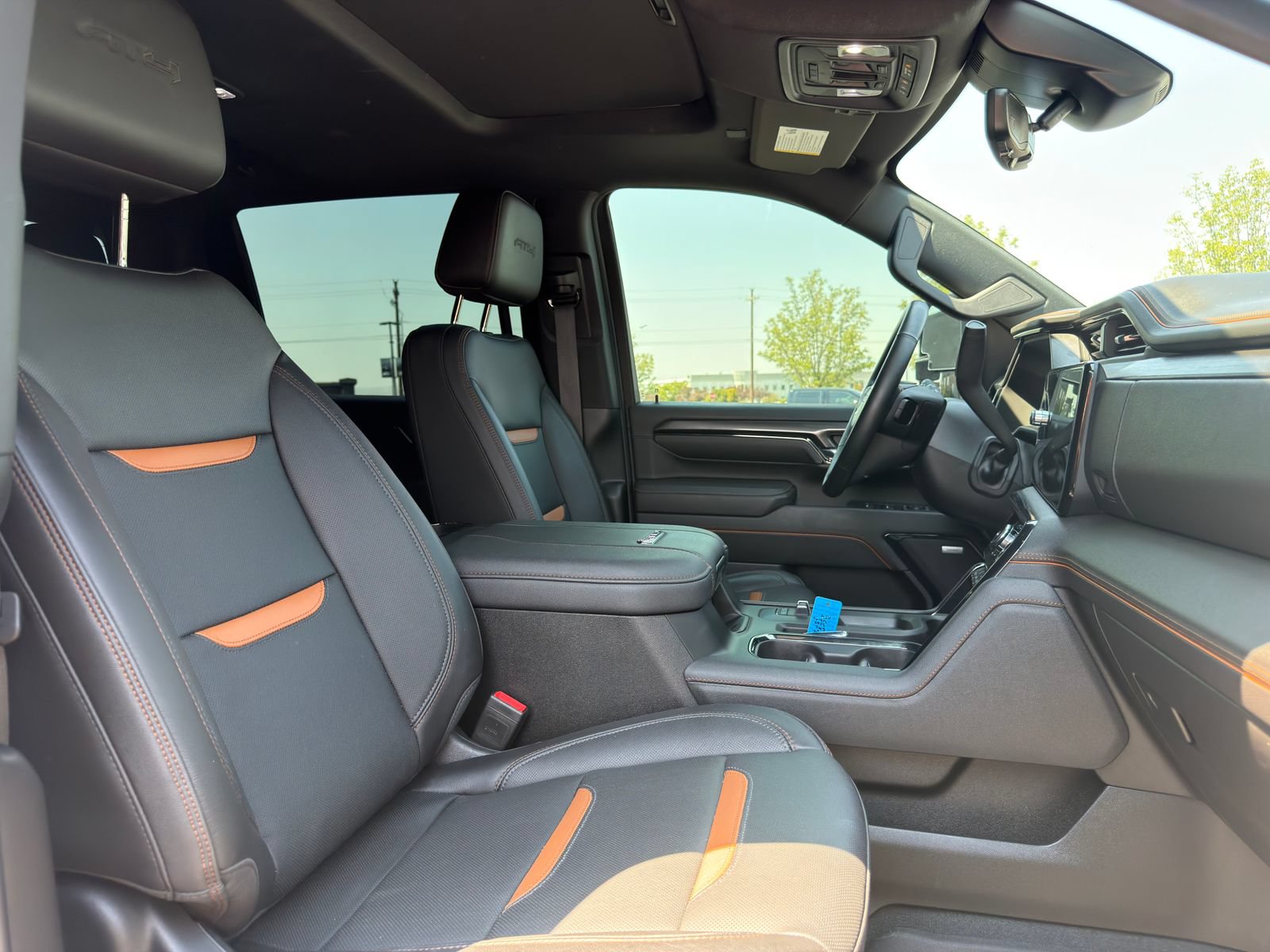 Used 2024 GMC Sierra 3500 AT4 w/ AT4 Premium Plus Package AWD/4WD image 30