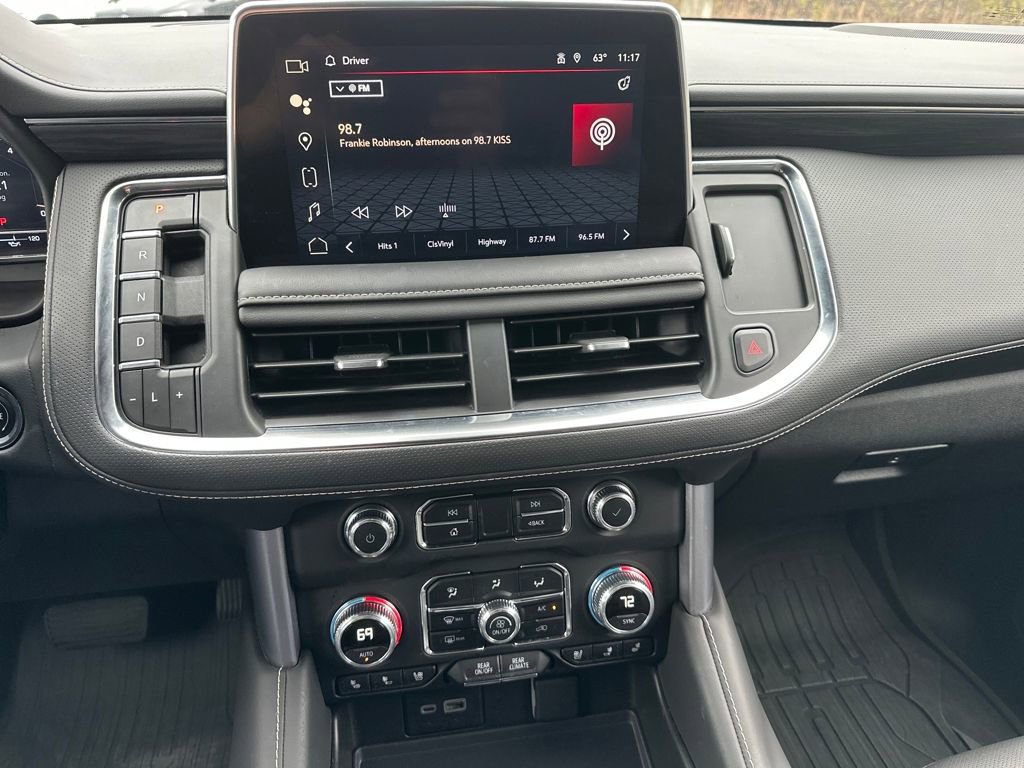 Used 2023 GMC Yukon SLT w/ SLT Luxury Package image 6