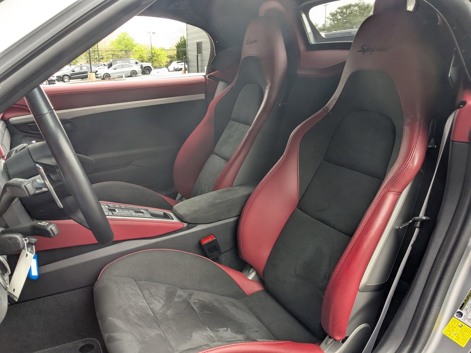 Certified 2021 Porsche 718 Boxster Spyder RWD image 4