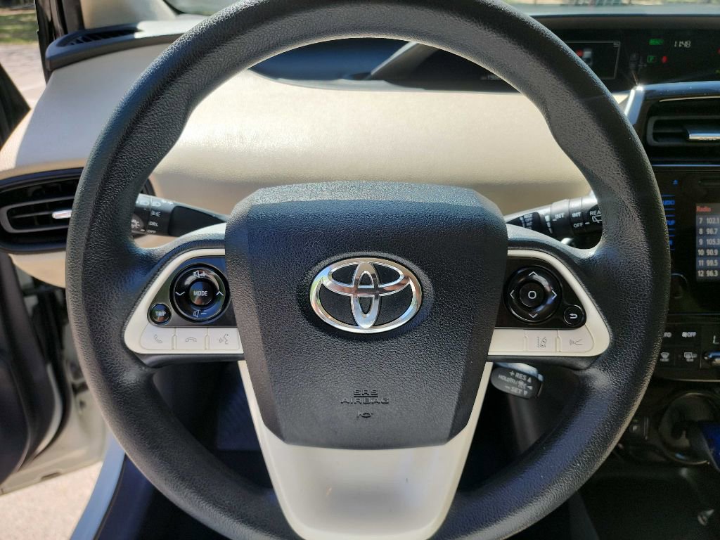 Used 2017 Toyota Prius Two w/ Prius Two Safety Plus Package FWD image 14