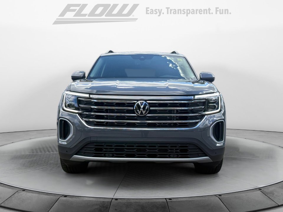 New 2026 Volkswagen Atlas SE image 2