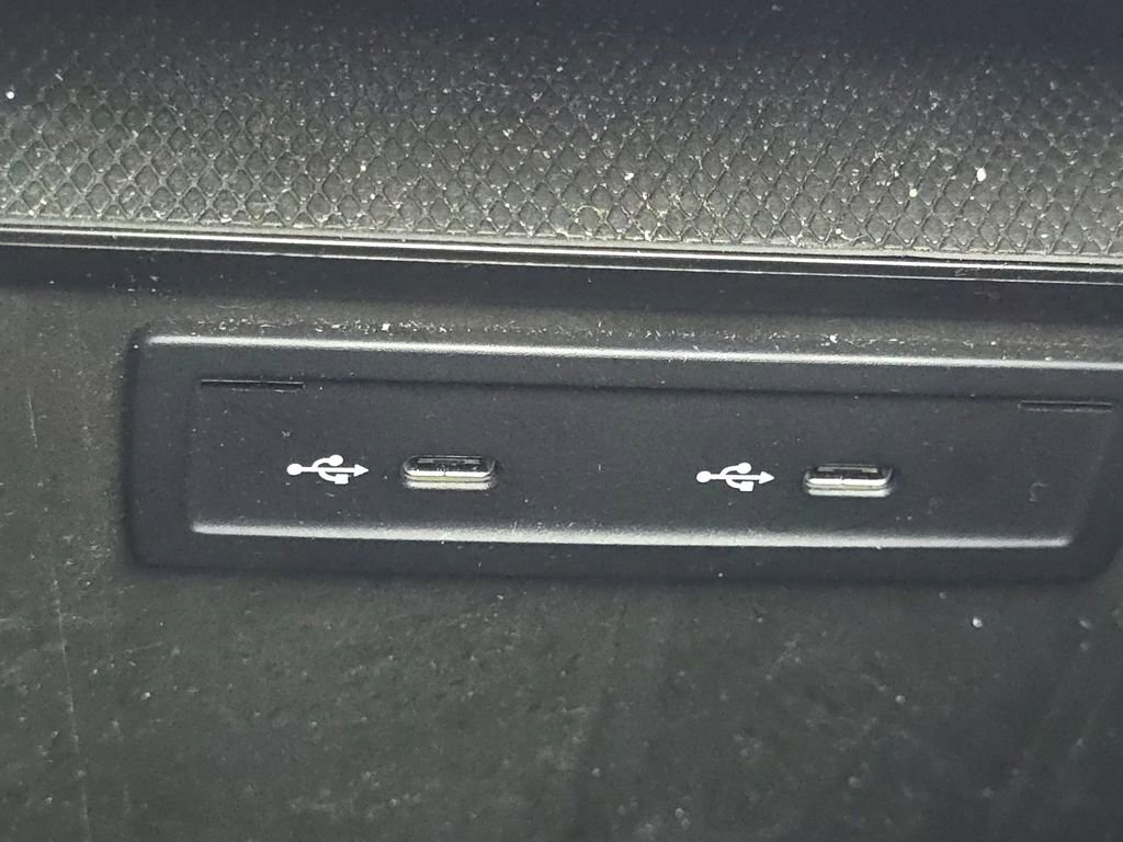 Certified 2020 Mercedes-Benz GLC 300 4MATIC image 33