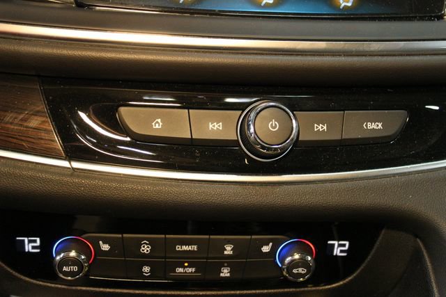 Used 2019 Buick Enclave Essence w/ Sun And Navigation Package image 28