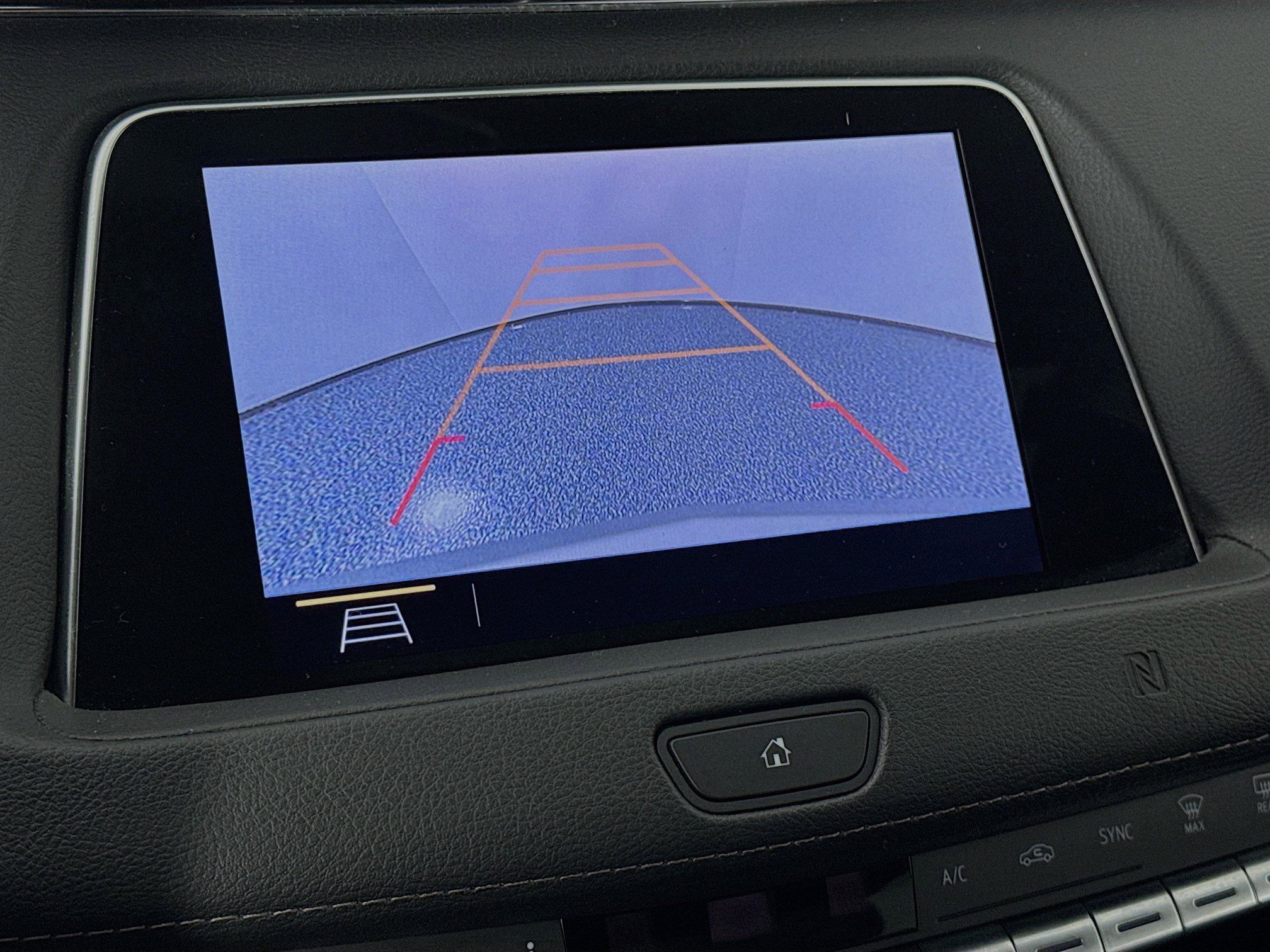 Used 2019 Cadillac XT4 Premium Luxury w/ Cold Weather Package image 13