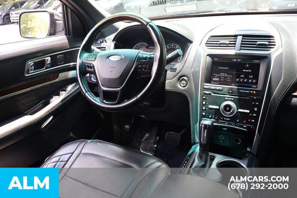 Used 2016 Ford Explorer Platinum AWD/4WD image 27
