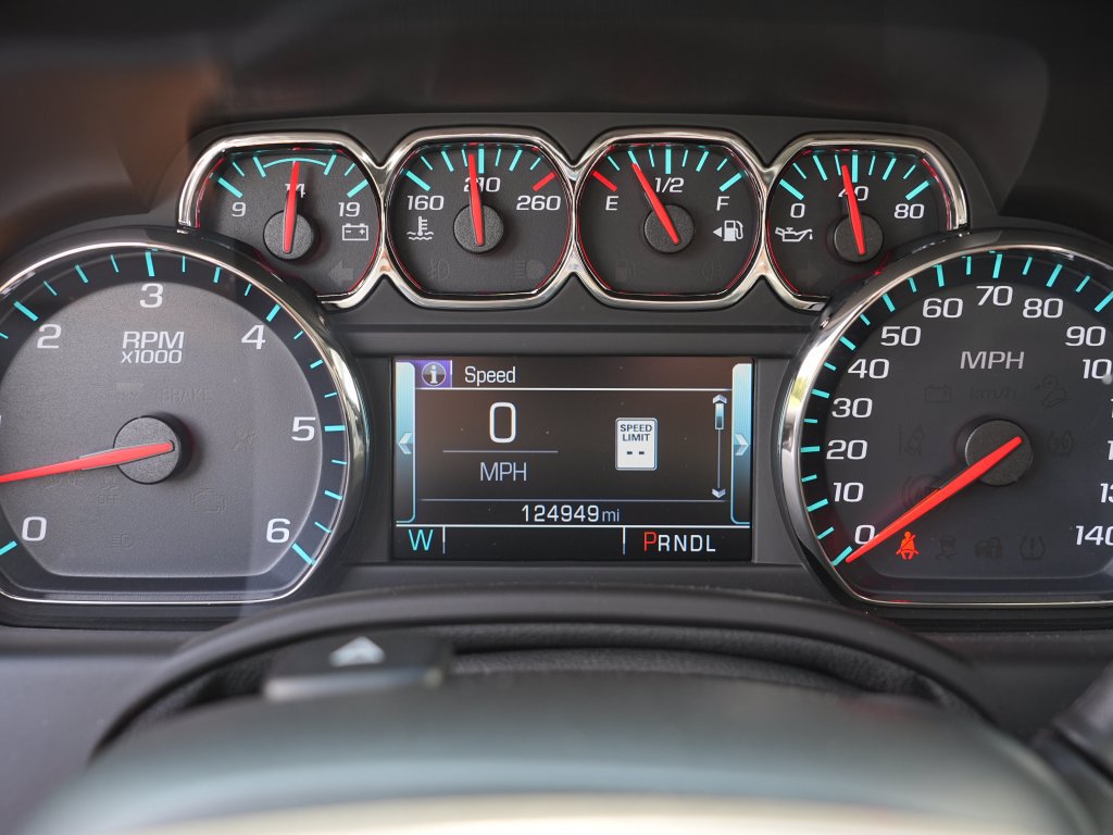 Certified 2020 Chevrolet Suburban Premier w/ RST 6.2L Performance Edition AWD/4WD image 36