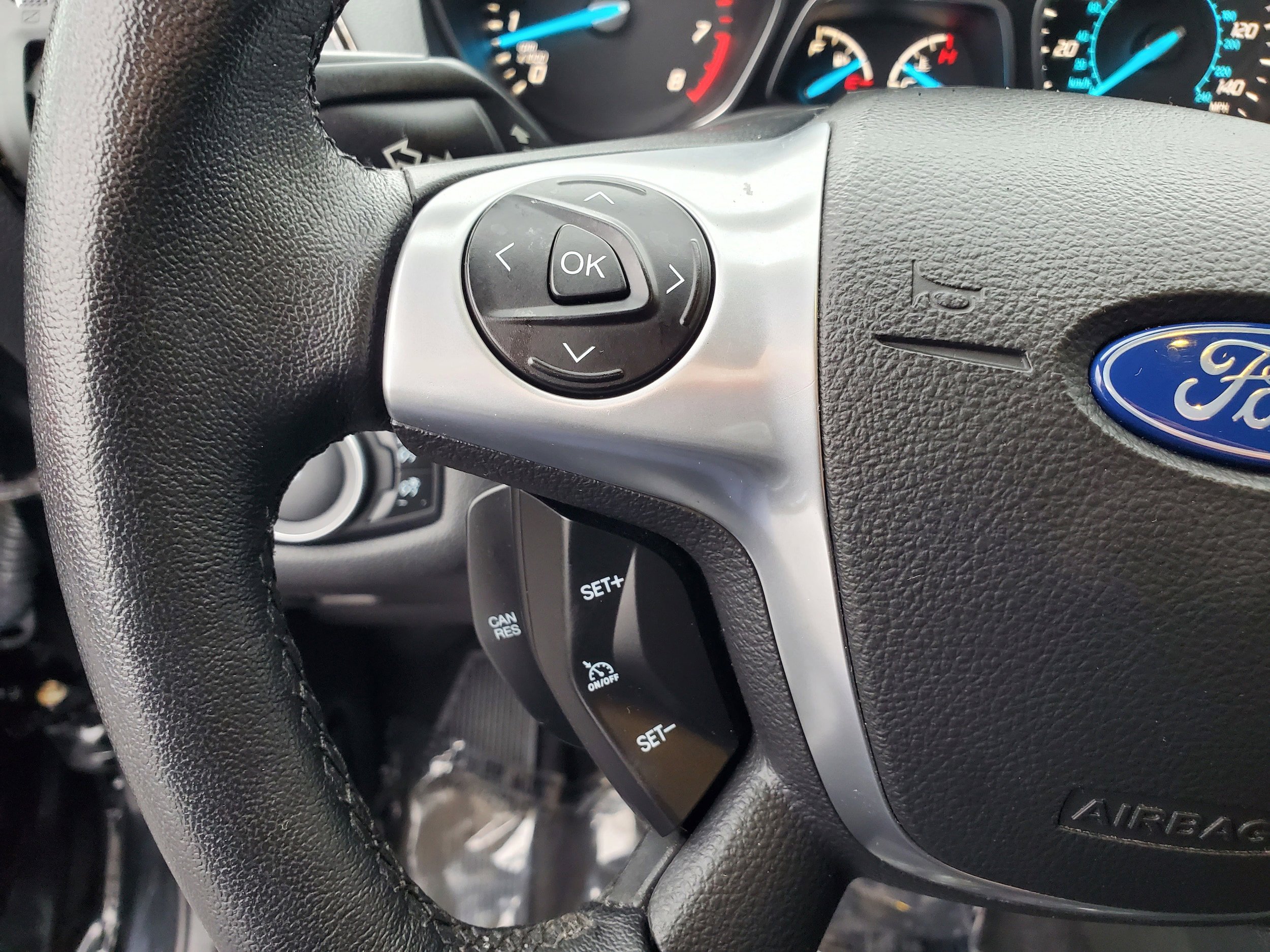Used 2016 Ford Escape Titanium image 18