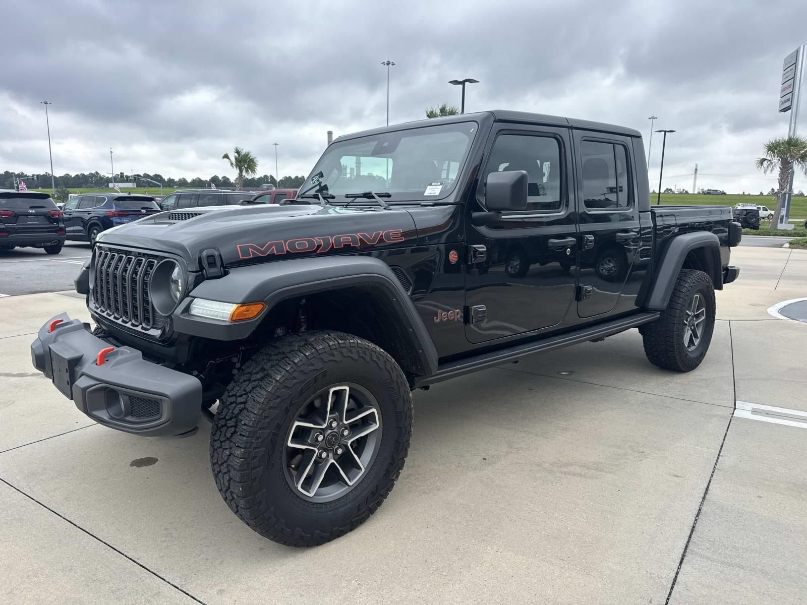Used 2024 Jeep Gladiator Mojave w/ Convenience Group AWD/4WD image 3