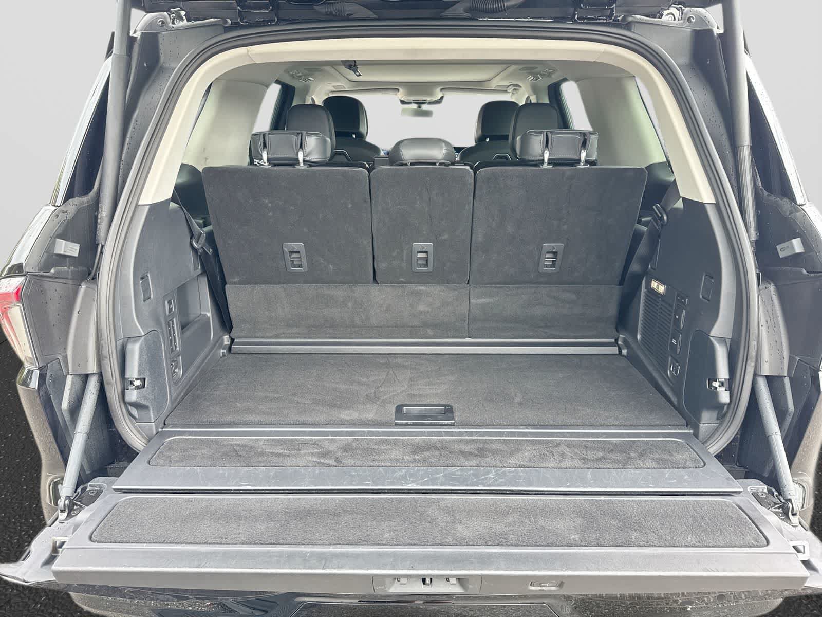 Used 2025 Lincoln Navigator Reserve AWD/4WD image 41