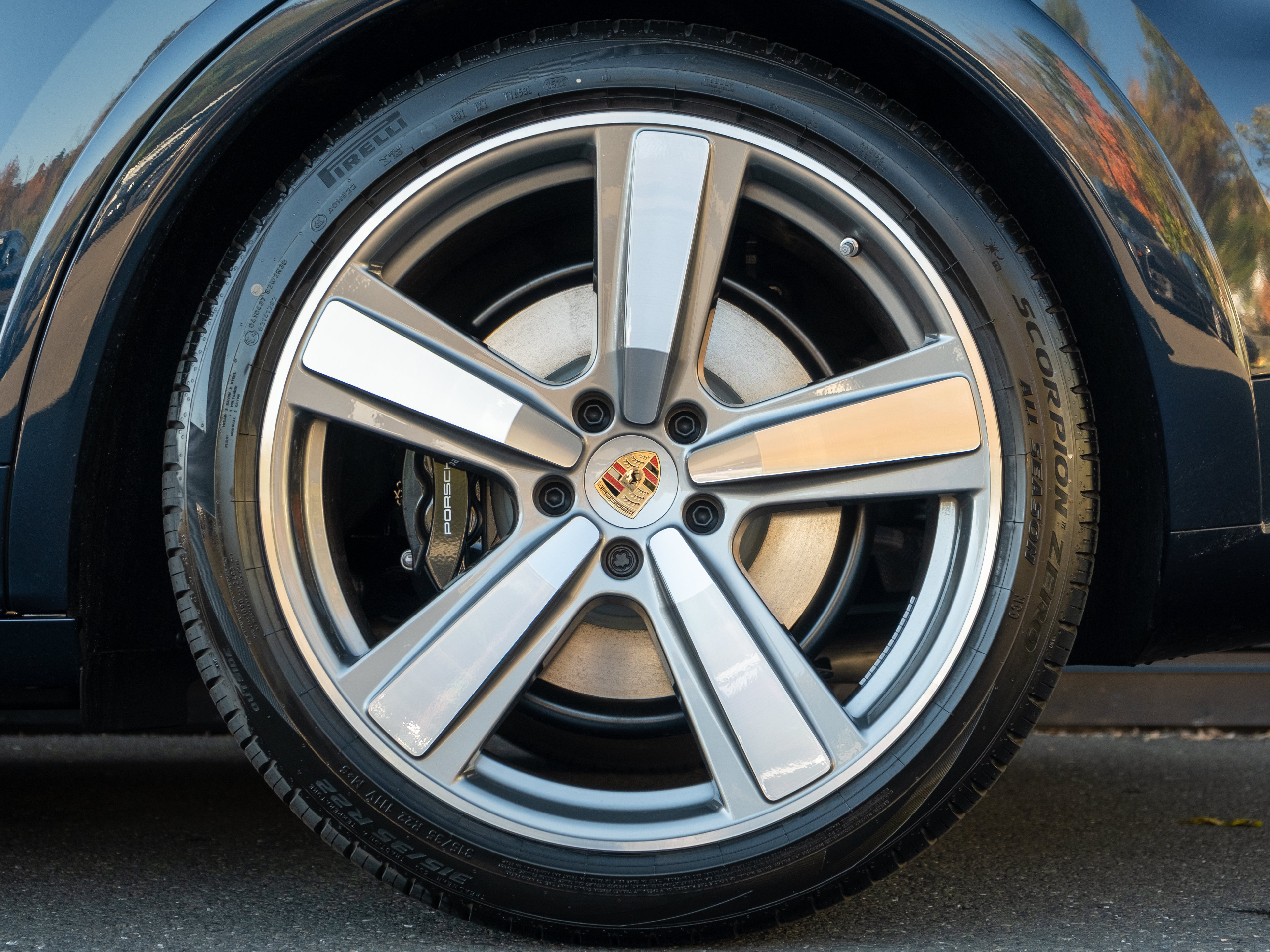 New 2026 Porsche Cayenne GTS AWD/4WD image 13