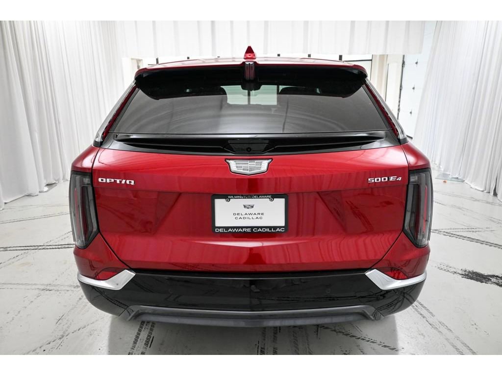 New 2026 Cadillac Optiq Luxury 2 image 6