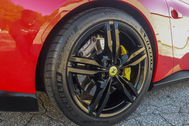 Used 2019 Ferrari Portofino image 59