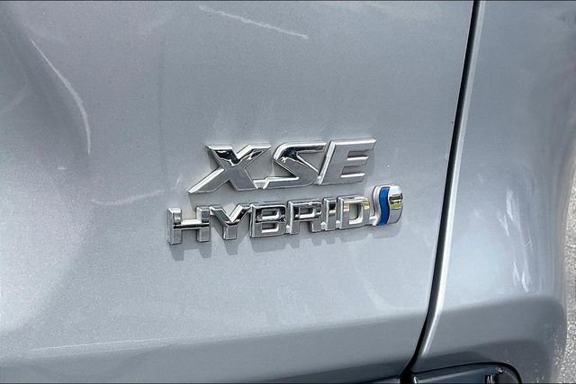 Used 2019 Toyota RAV4 XSE AWD/4WD image 8