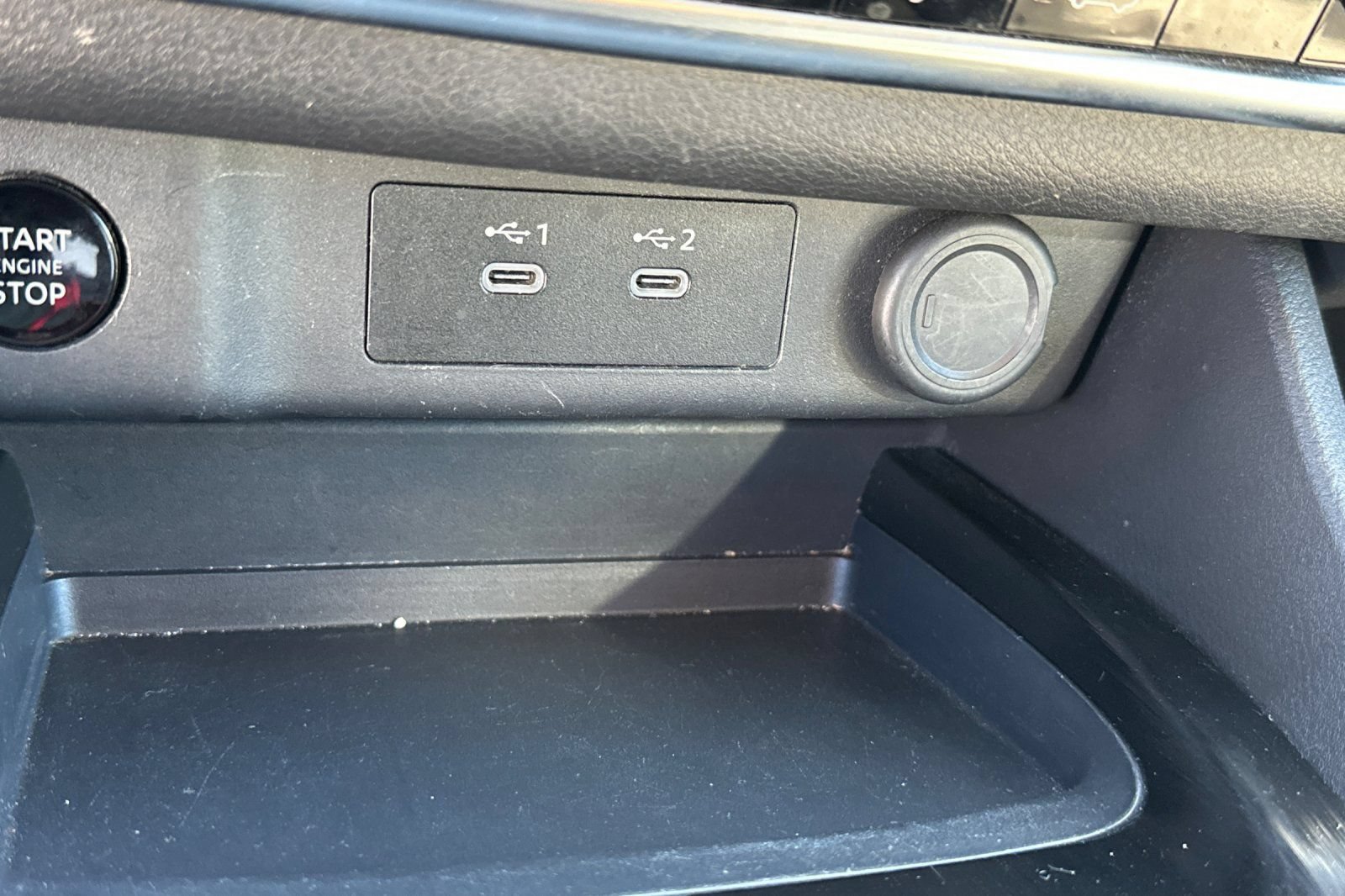 Used 2024 Nissan Rogue SV AWD/4WD image 34