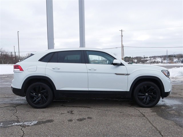 Certified 2023 Volkswagen Atlas Cross Sport SE image 8
