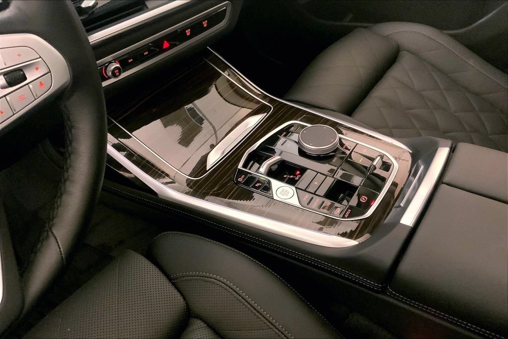 Certified 2026 BMW X7 xDrive40i AWD/4WD image 22