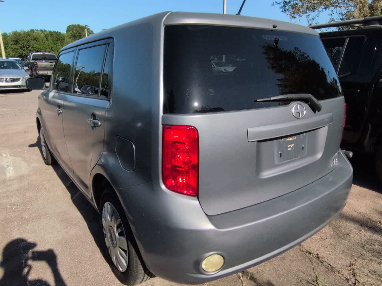 Used 2009 Scion xB FWD image 3