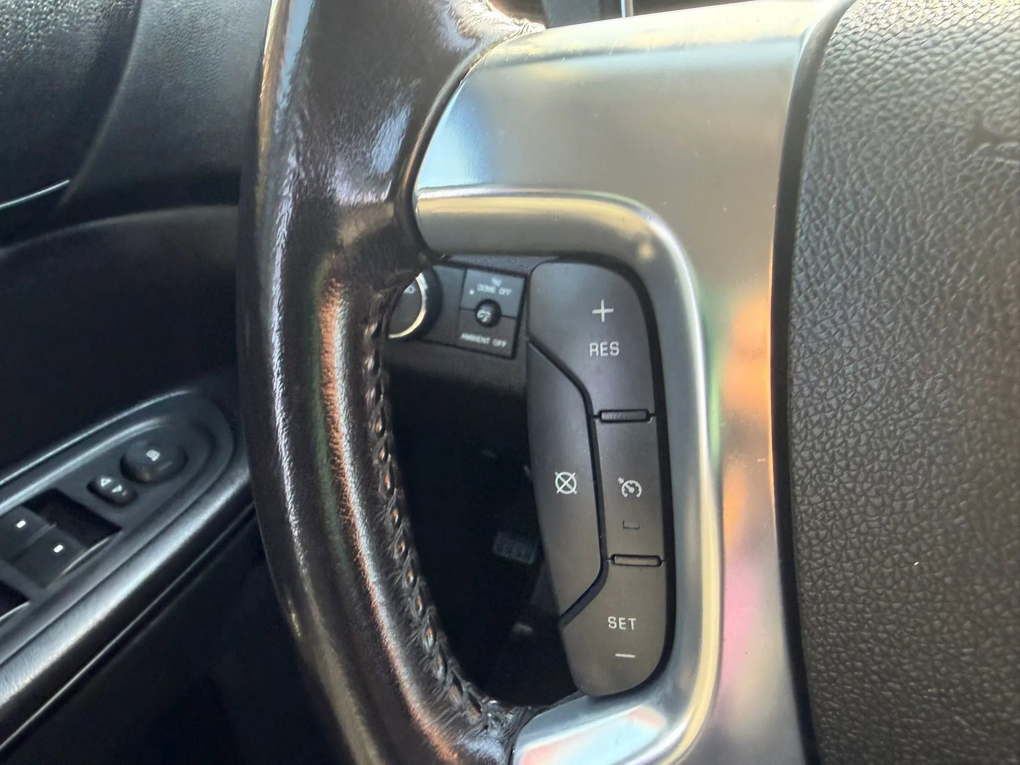 Used 2017 Chevrolet Traverse LT w/ Style and Technology Package FWD image 20