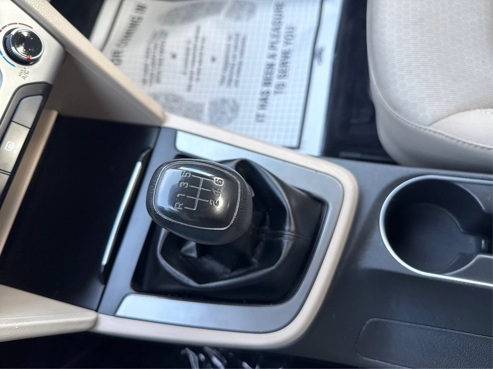 Used 2017 Hyundai Elantra SE FWD image 18